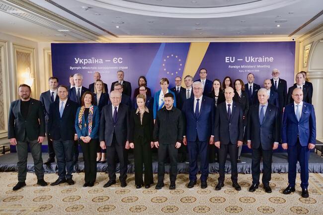 МВнР: България потвърди подкрепата си за Украйна и ангажимента си за нейното следвоенно възстановяване