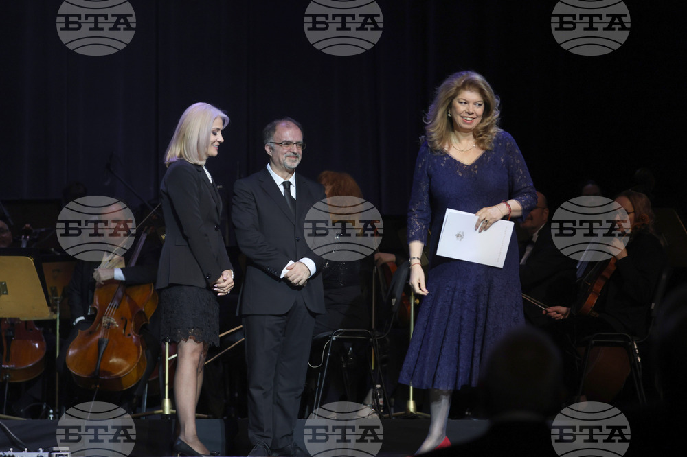 Галаконцерт „Симфония на времето“