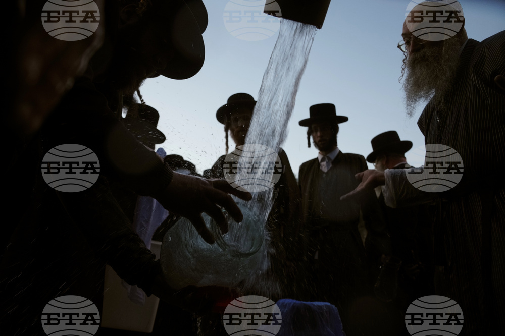 APTOPIX Israel Passover