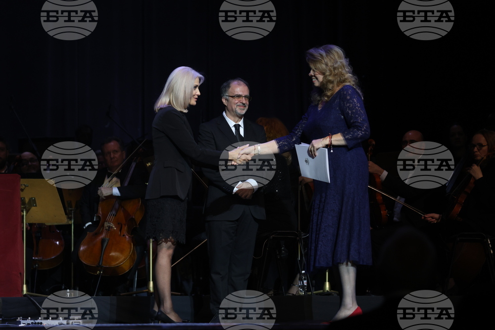 Галаконцерт „Симфония на времето“