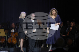 Галаконцерт „Симфония на времето“