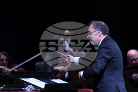 Галаконцерт „Симфония на времето“