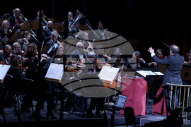 Галаконцерт „Симфония на времето“