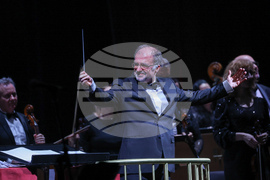 Галаконцерт „Симфония на времето“