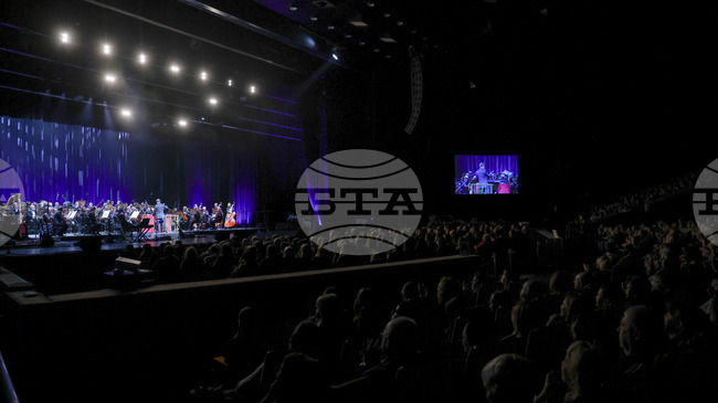 Лили Иванова: Нека да присъстваме на още много рождени дни на НДК 