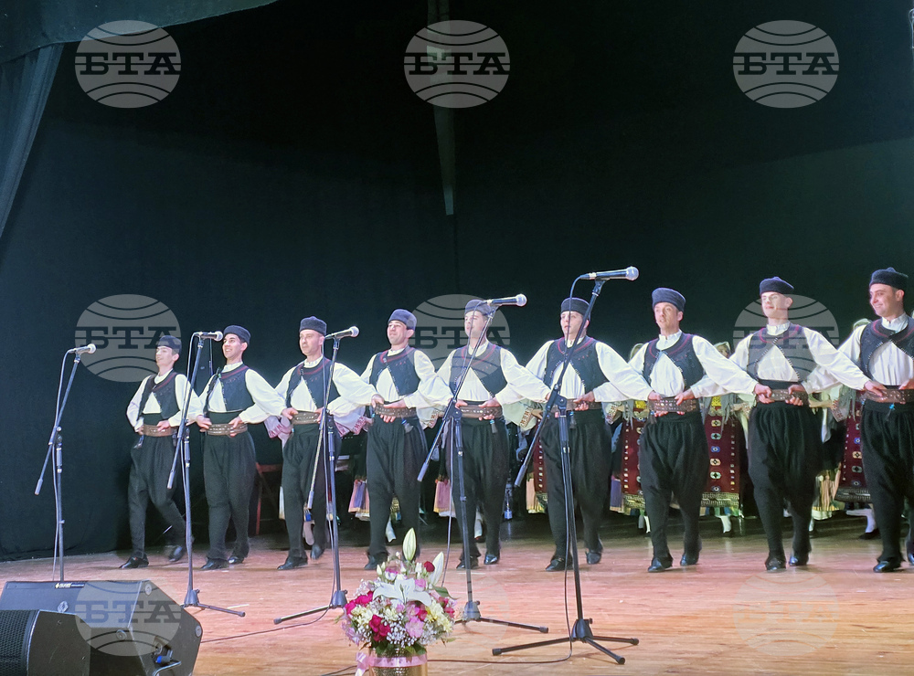 Петрич - концерт-спектакъл - национален фолклорен ансамбъл „Филип Кутев“