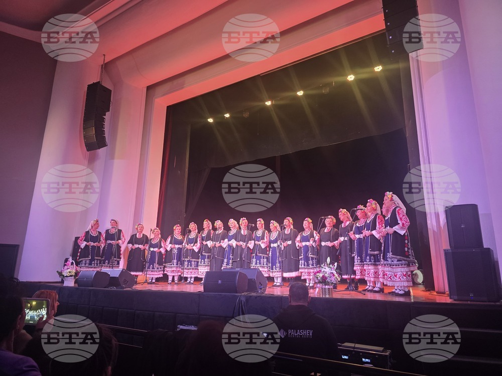 Петрич - концерт-спектакъл - национален фолклорен ансамбъл „Филип Кутев“