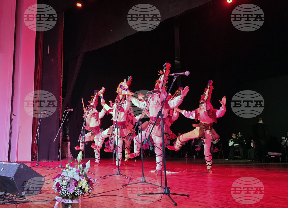 Петрич - концерт-спектакъл - национален фолклорен ансамбъл „Филип Кутев“