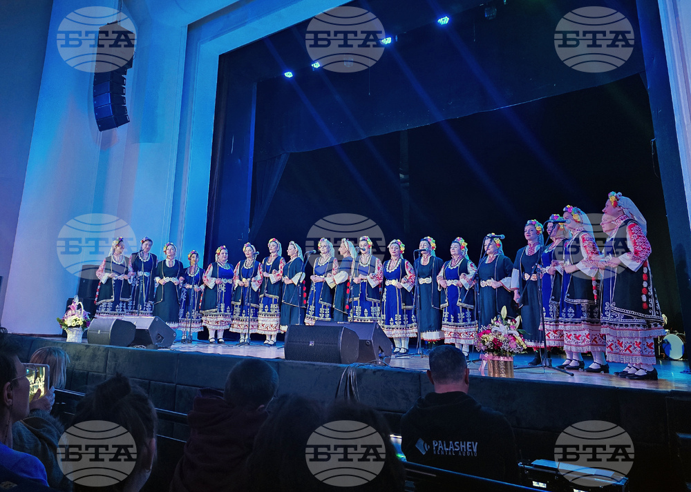 Петрич - концерт-спектакъл - национален фолклорен ансамбъл „Филип Кутев“