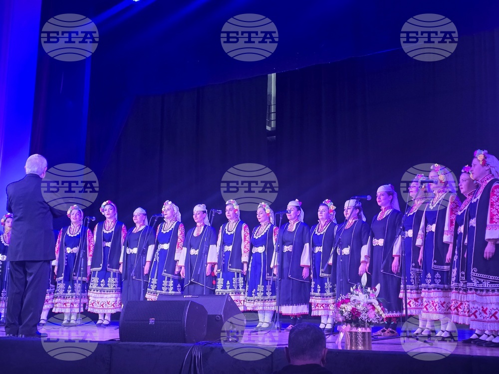 Петрич - концерт-спектакъл - национален фолклорен ансамбъл „Филип Кутев“