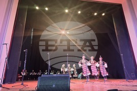 Петрич - концерт-спектакъл - национален фолклорен ансамбъл „Филип Кутев“