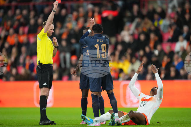 Нидерландия завърши наравно с Еквадор в контрола