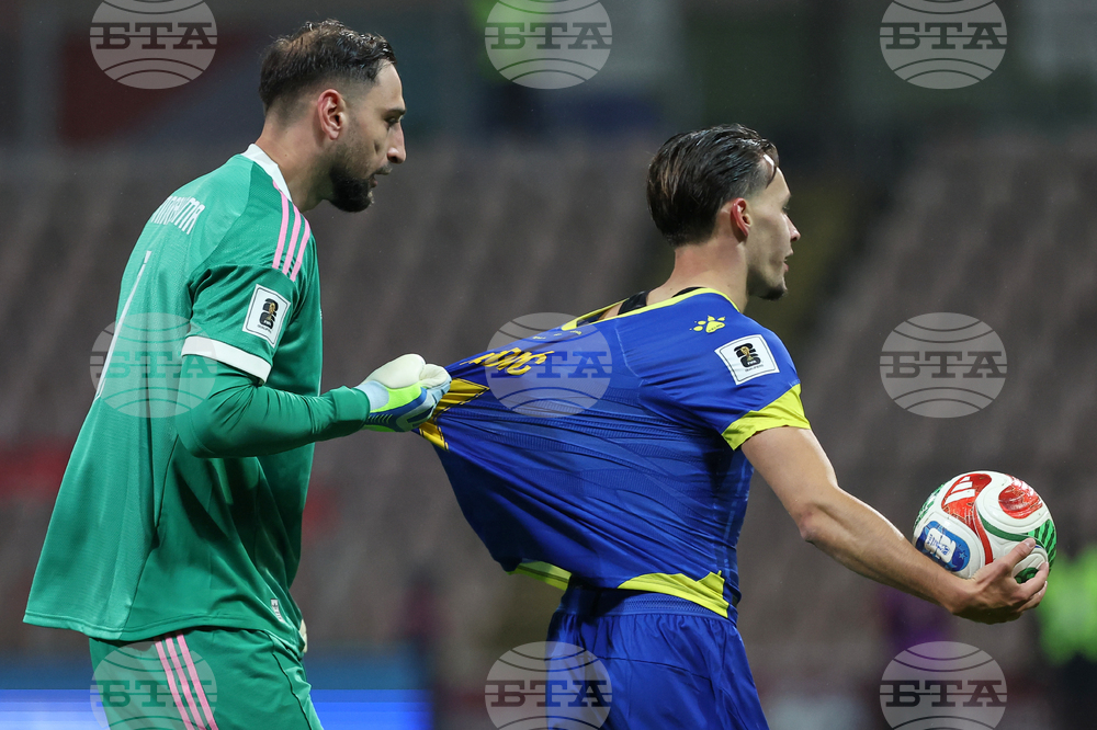 Bosnia Italy WCup Soccer