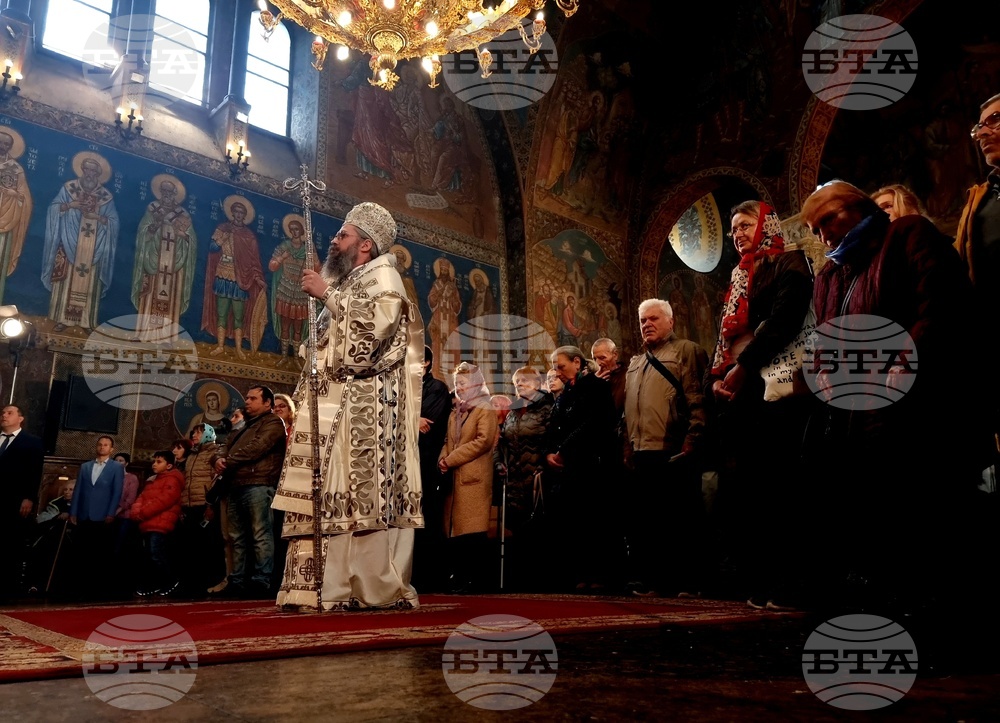 Великден - църква - служба 