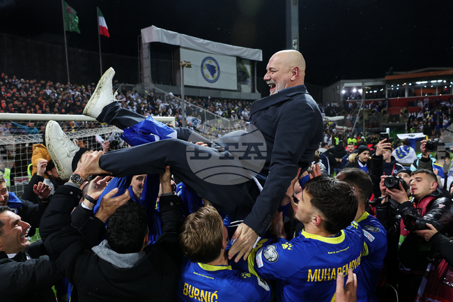 APTOPIX Bosnia Italy WCup Soccer