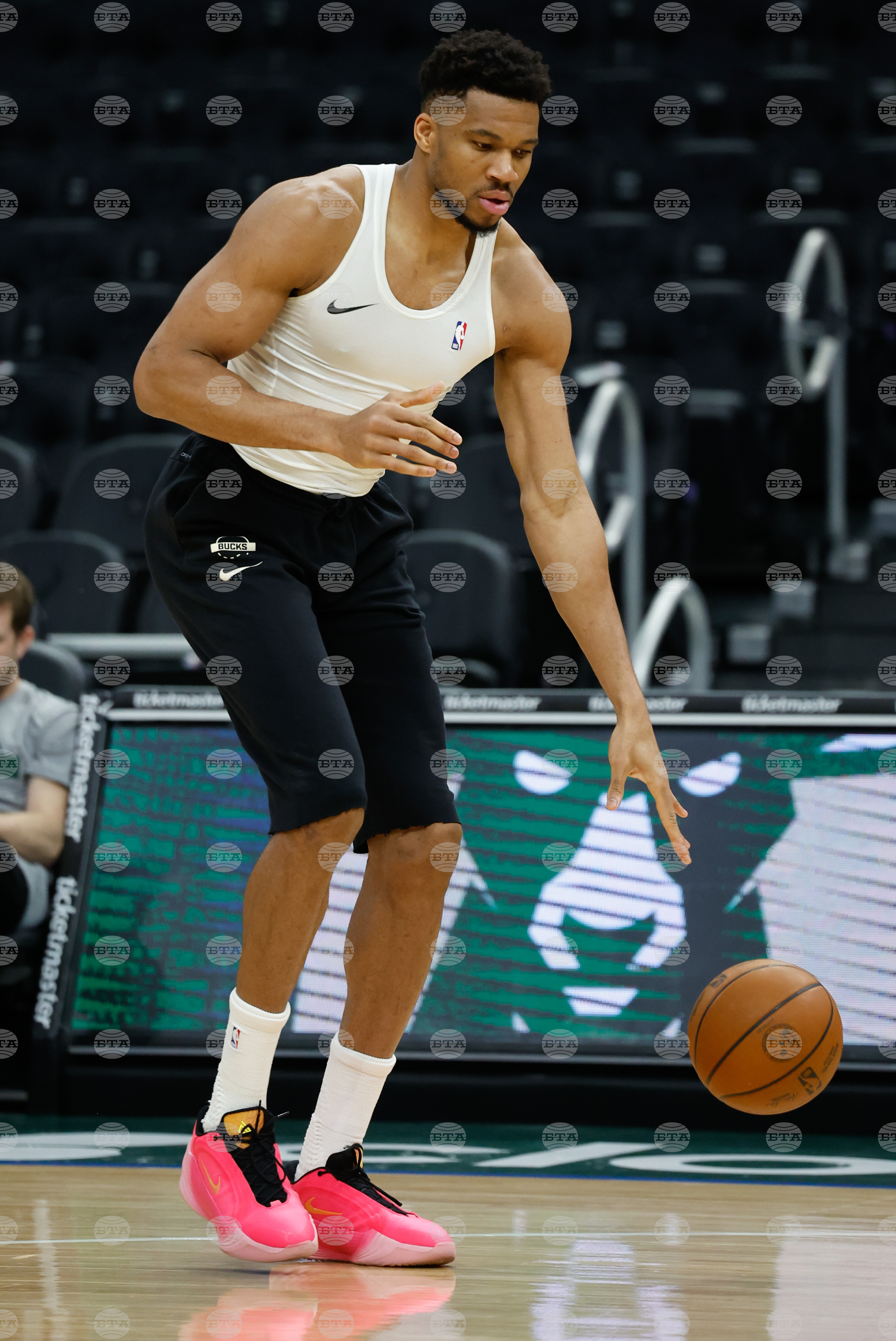 Mavericks Bucks Basketball