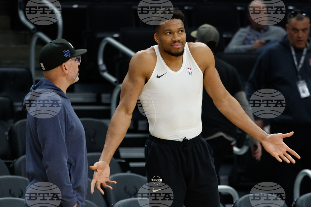 Mavericks Bucks Basketball