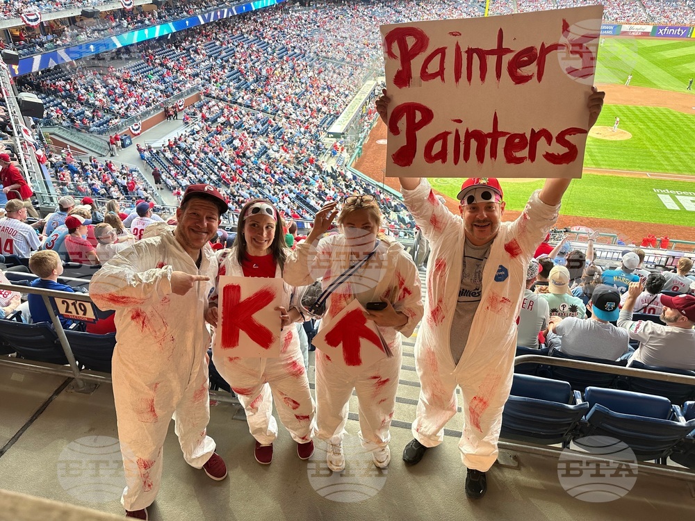 Phillies Painter's Debut Baseball