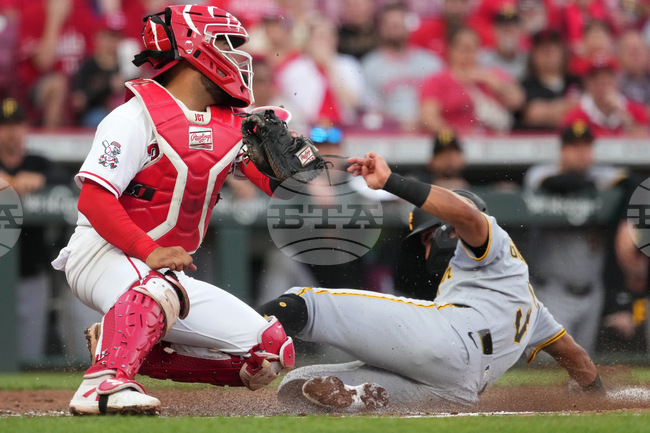 Pirates Reds Baseball