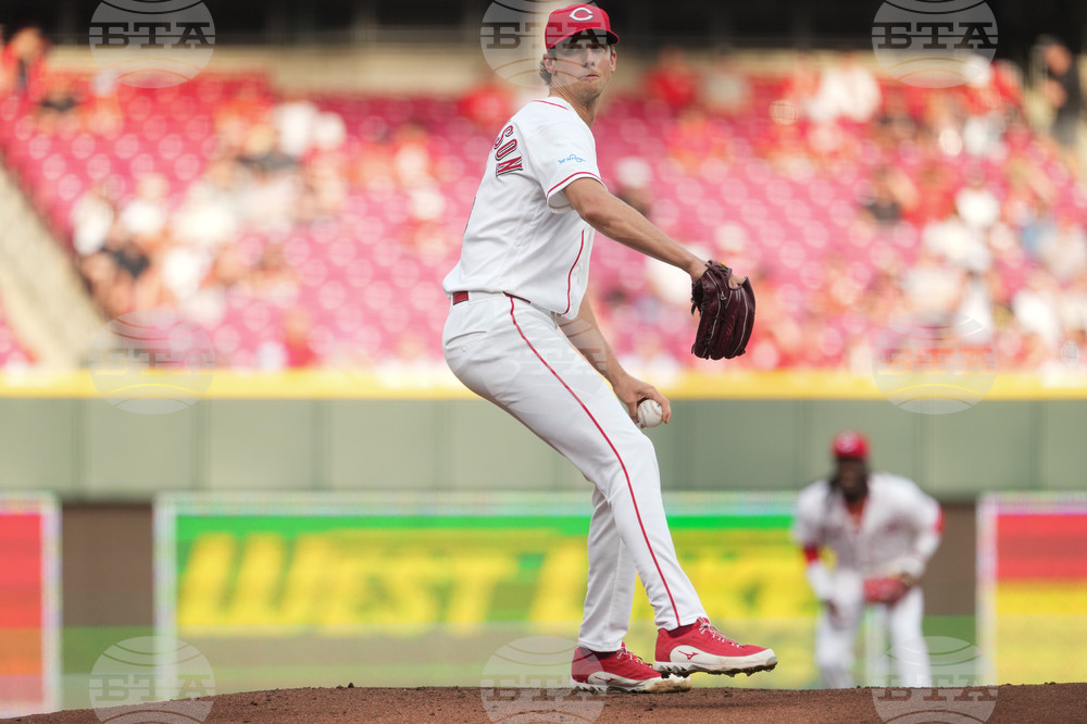 Pirates Reds Baseball