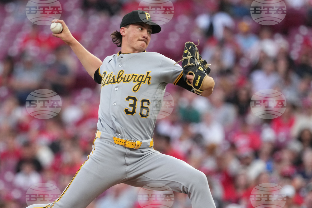 Pirates Reds Baseball