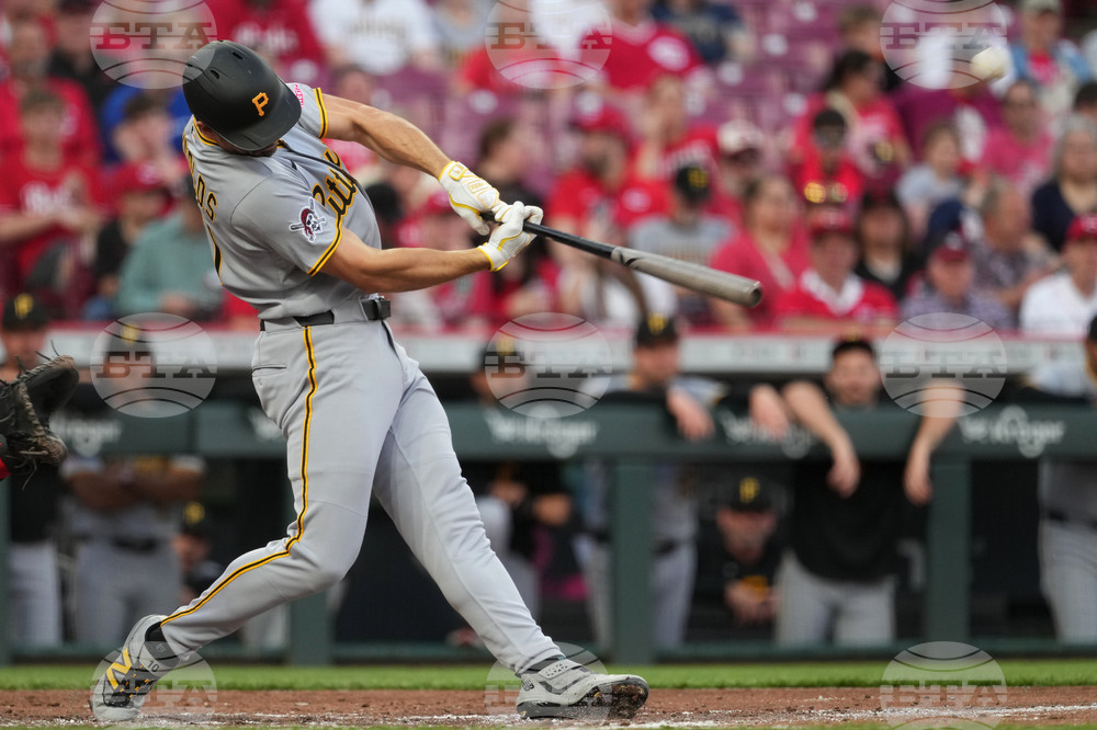 Pirates Reds Baseball