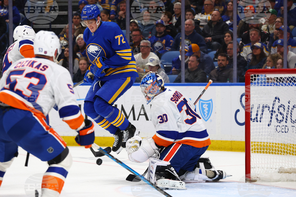 Islanders Sabres Hockey
