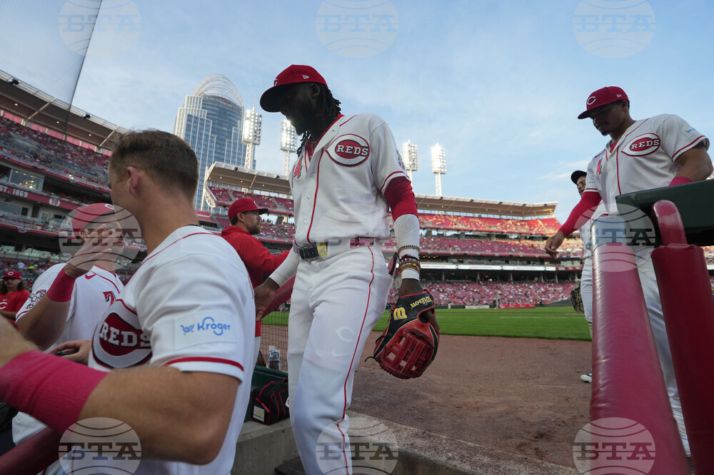 Pirates Reds Baseball