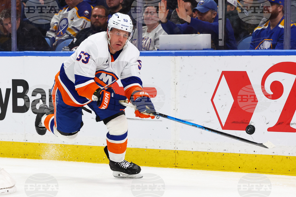 Islanders Sabres Hockey