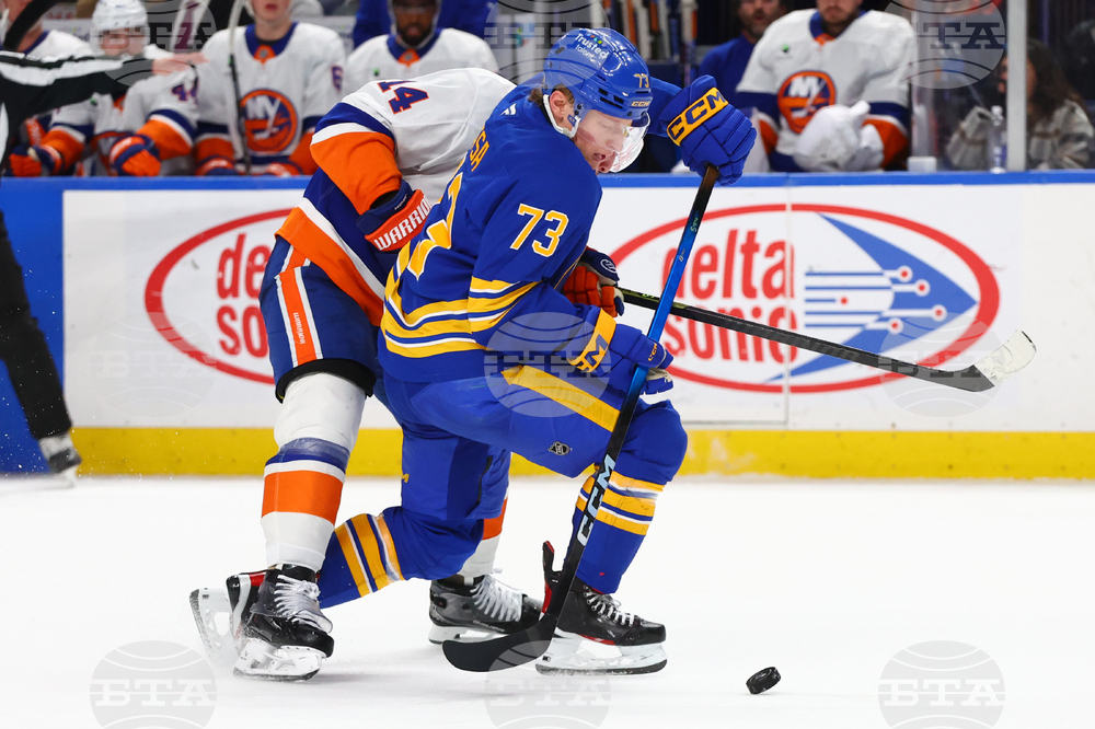 Islanders Sabres Hockey