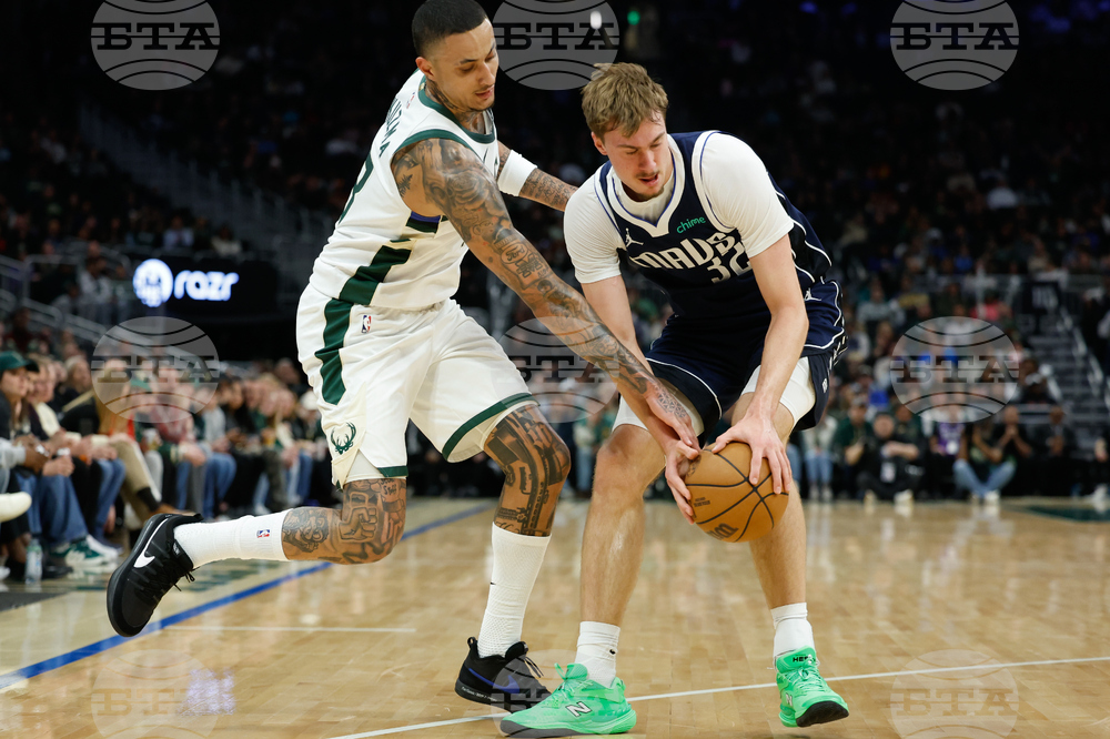 Mavericks Bucks Basketball