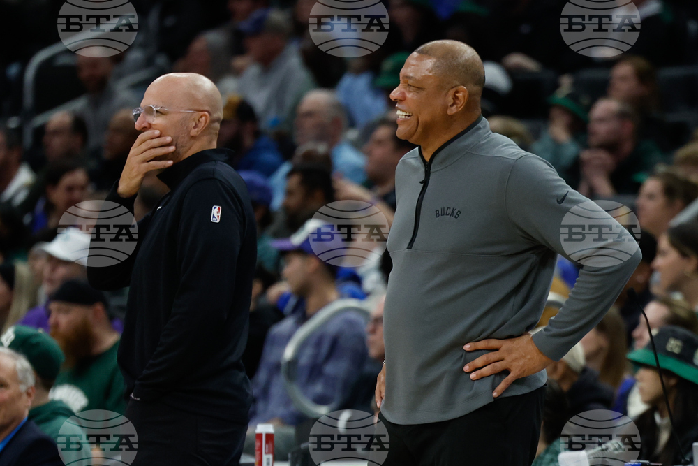 Mavericks Bucks Basketball
