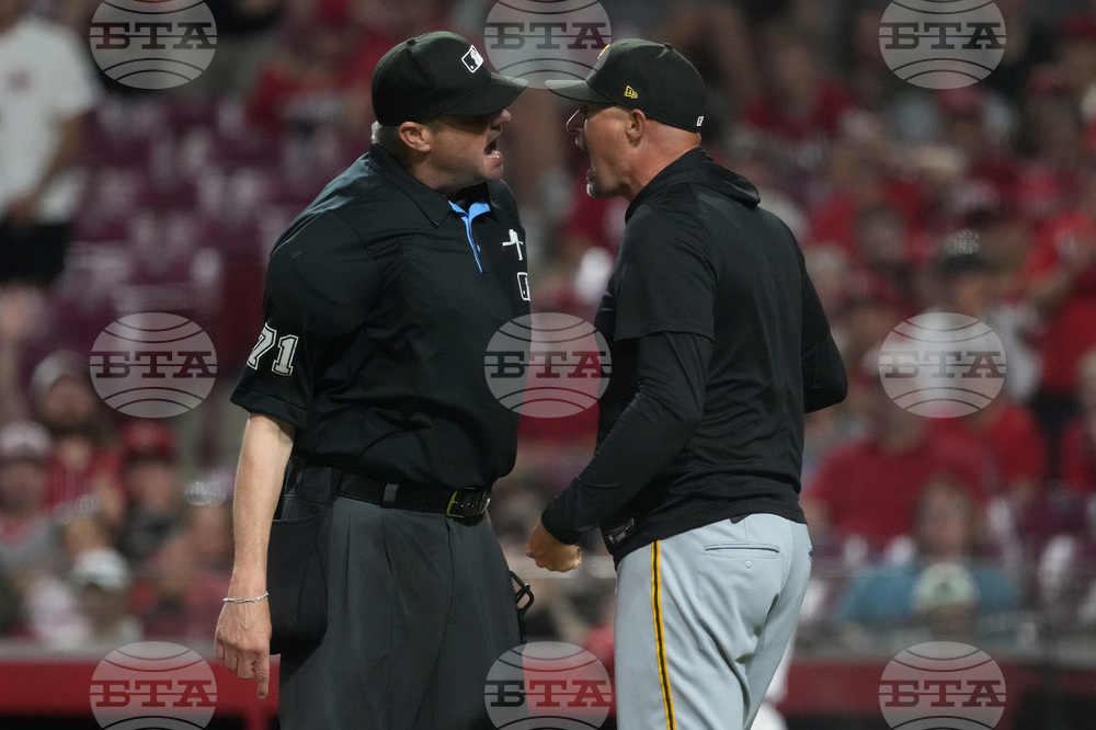 Pirates Reds Baseball