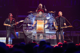 CORRECTION Bruce Springsteen and the E Street Band in Concert - Minneapolis