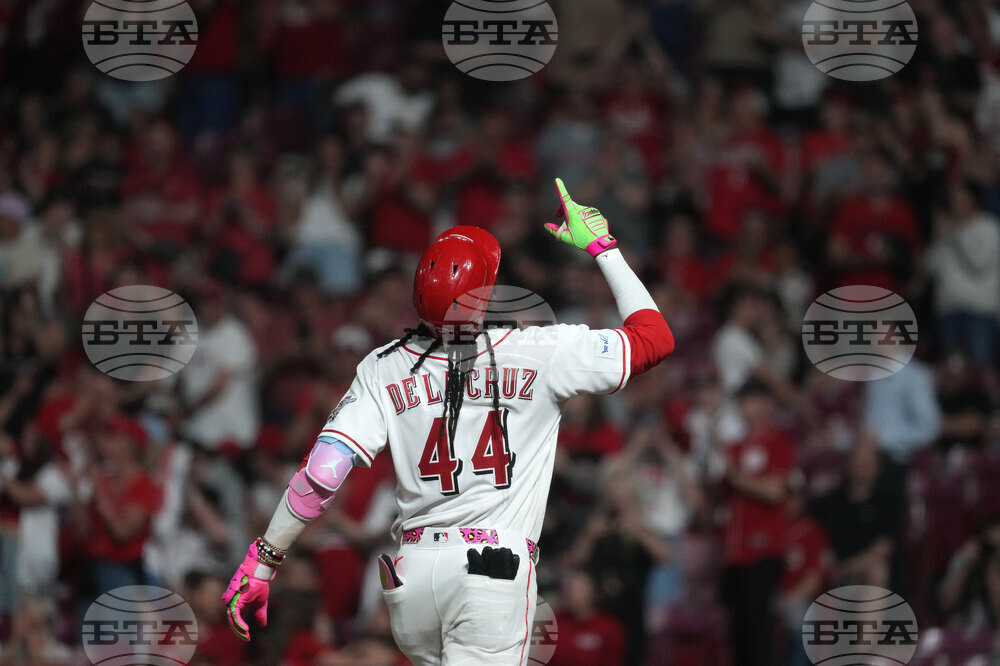 Pirates Reds Baseball