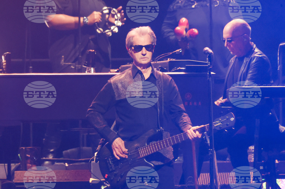 Bruce Springsteen and the E Street Band in Concert - Minneapolis