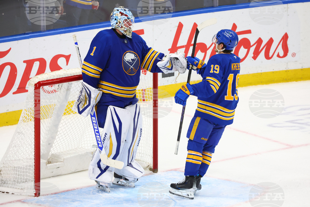 Islanders Sabres Hockey