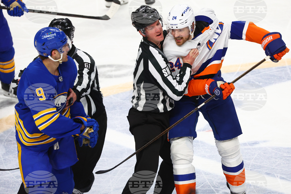 Islanders Sabres Hockey