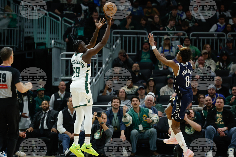 Mavericks Bucks Basketball