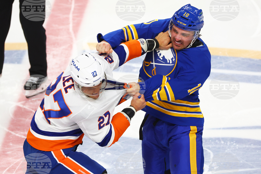 Islanders Sabres Hockey