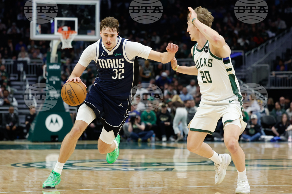 Mavericks Bucks Basketball