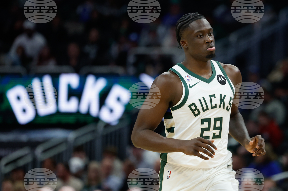Mavericks Bucks Basketball