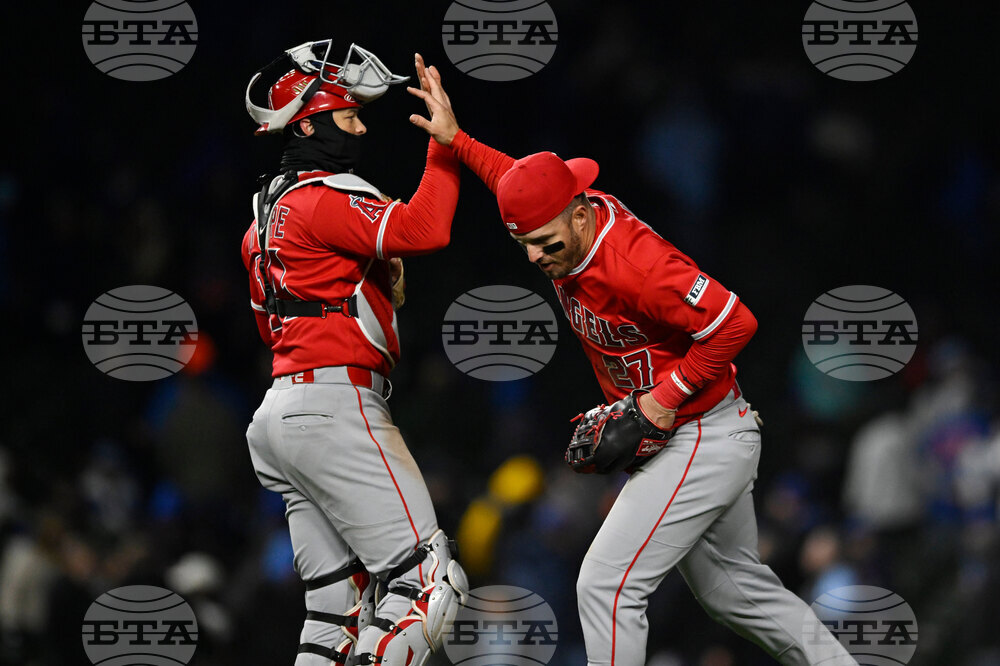 Angels Cubs Baseball