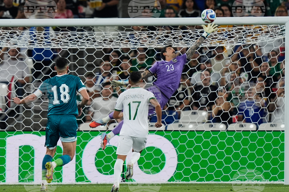 Iraq Bolivia WCup Soccer