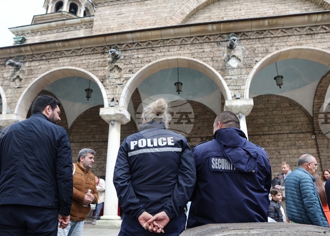 Засилено полицейско присъствие е предвидено за празниците около православните храмове и на входно-изходните артерии на Пловдив