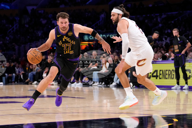 Лука Дончич отбеляза 42 точки при успеха на Лос Анджелис Лейкърс срещу Кливланд в НБА