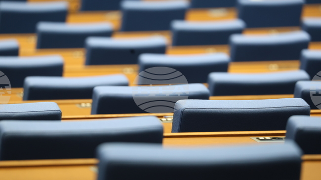 Блицконтрол и парламентарен контрол предвижда днешната програма на депутатите