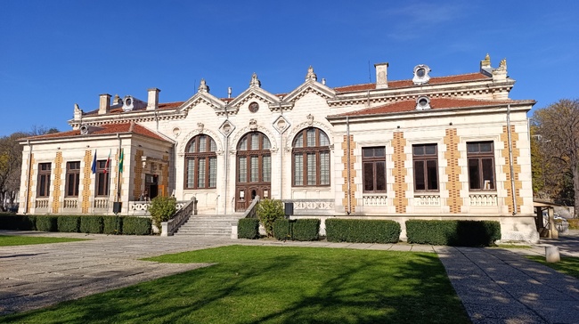 Община Шумен: До 15 април се приемат заявки за конкурса за унгарска и българска литература в Шумен