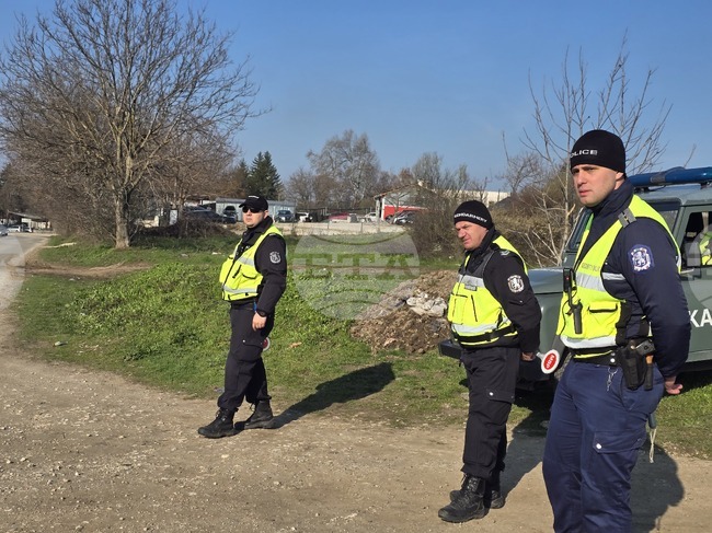 Police Seize Firearms, Lists of Names, Money in Pleven Region During Operation