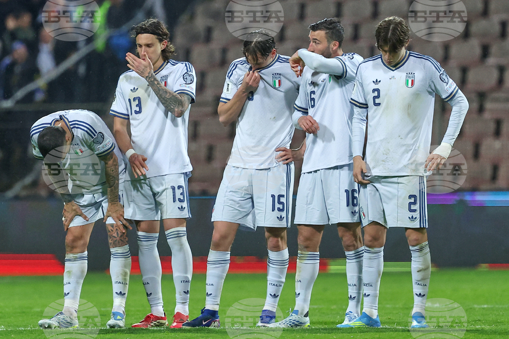 APTOPIX Bosnia Italy WCup Soccer